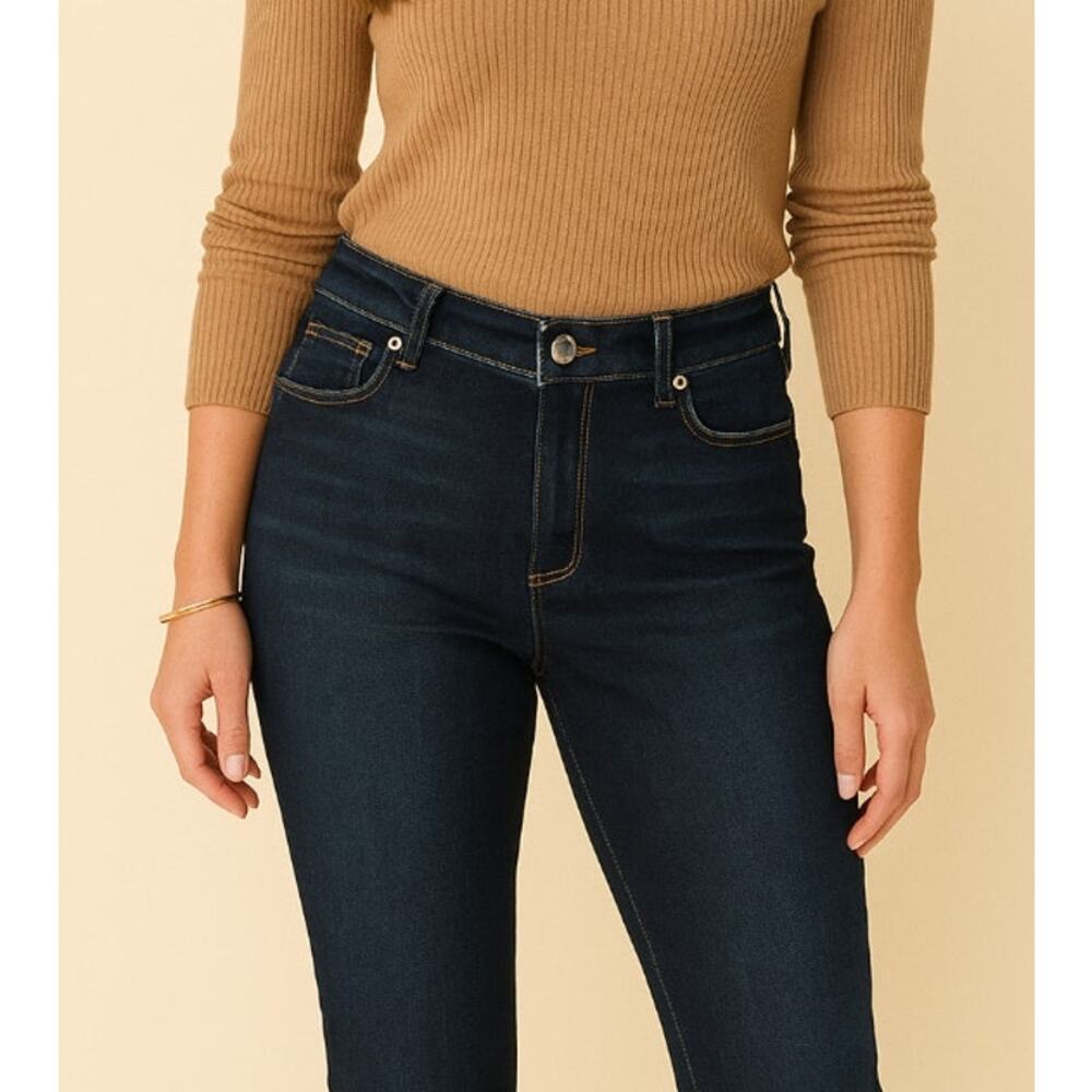 Chico’s Platinum Dark Denim Jeans Mid-Rise Straight Leg S4 Classic Staple